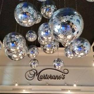 La Strada at the shore