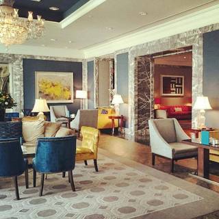 The Lobby Lounge & The Reading Room